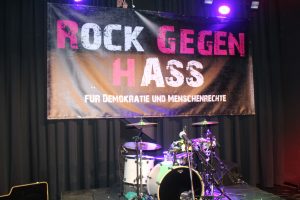 Read more about the article 275 Leute beim „Rock gegen Hass“